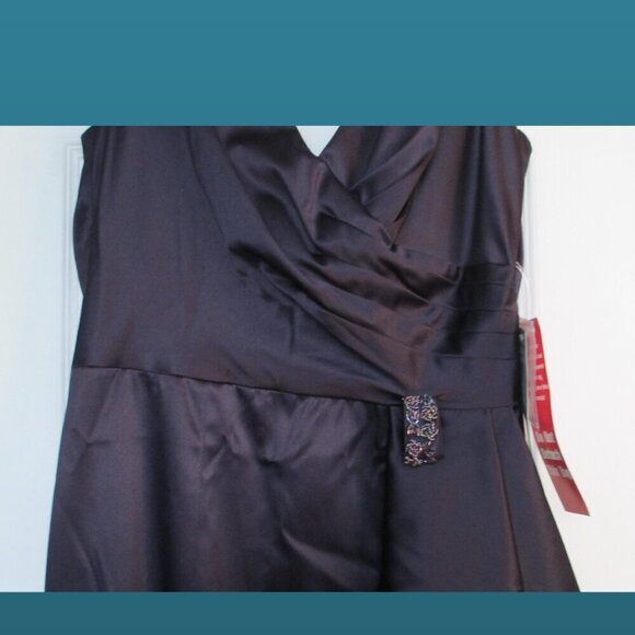 Patra Gown Women's Draped Full-Length Gown 10 Purple Back Zipper Closure + - Picture 2 of 10